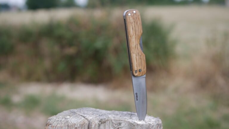 Bois de robinier lame au carbone  < 8cm