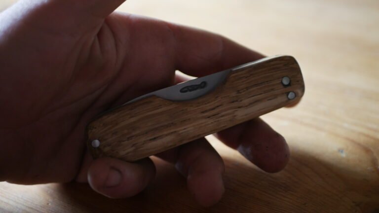 Bois de robinier lame au carbone  < 8cm